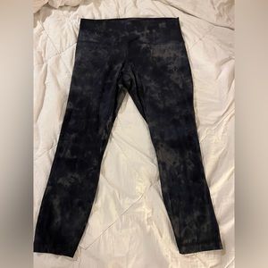 Lululemon Align 25” Diamond Dye leggings